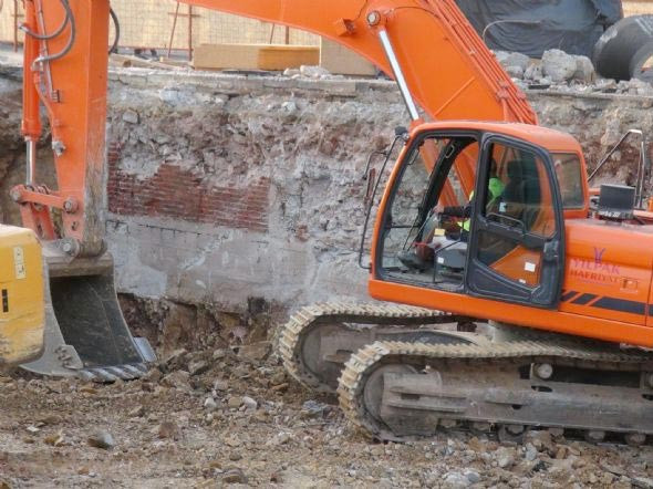 Taksim'de merak uyandıran kalıntı - Resim: 3