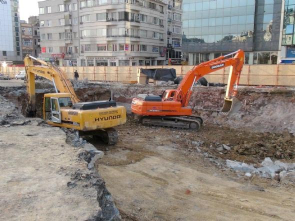 Taksim'de merak uyandıran kalıntı - Resim: 4