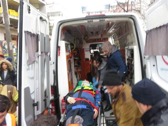 Kadıköy'de can pazarı! Vatandaş seferber oldu - Resim: 3