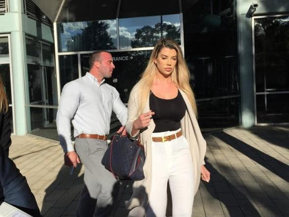 Üstsüz model şaşırttı! İnanılmaz gerçek ortaya çıktı - Resim: 1