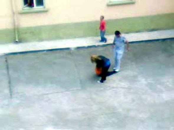 Otistik öğrenciyi böyle dövdü - Resim: 3