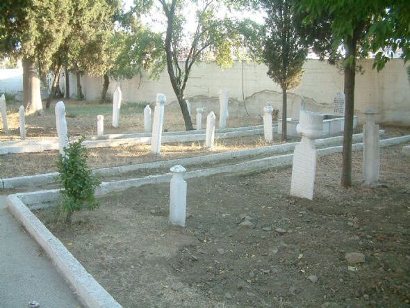 Meğer şehitlik değil Bizans mezarlığıymış! - Resim: 1