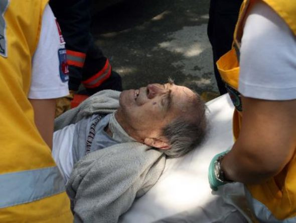 Diri diri yanmaktan son anda kurtuldular - Resim: 3