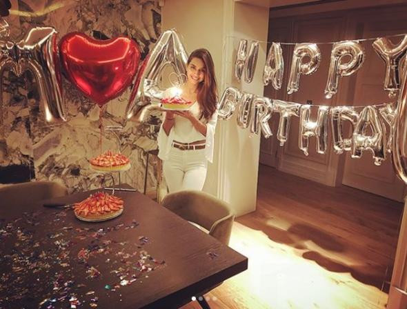 Mesut'tan Amine'ye dev malikanede büyük sürpriz!  - Resim: 2