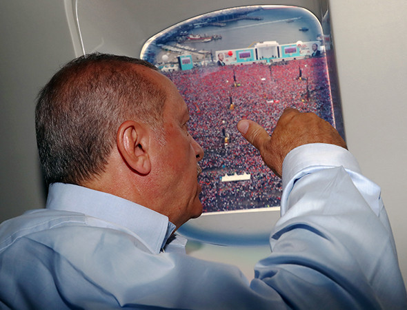 Erdoğan, miting alanını helikopterden izledi - Resim: 3