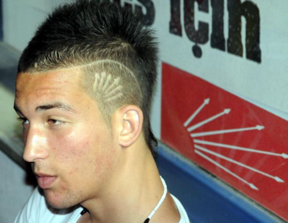 Onun CHP aşkı bambaşka! - Resim: 2