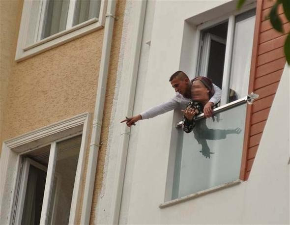 Eskişehir'de dehşet! Üniversiteli kız, evinde rehin alındı! - Resim: 2