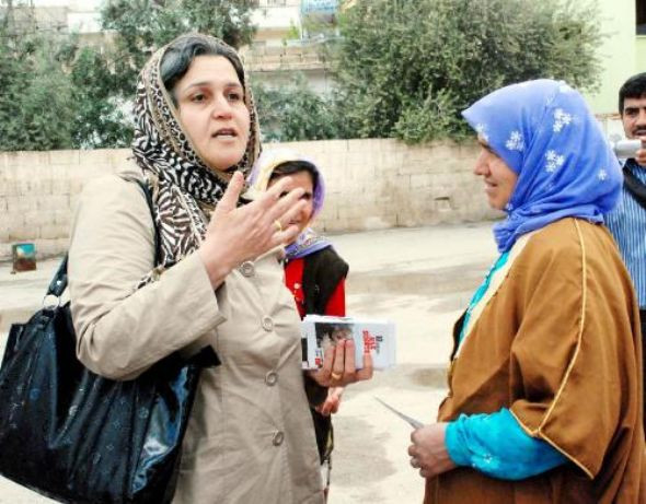 İşte CHP'nin eşarplı adayı! - Resim: 3