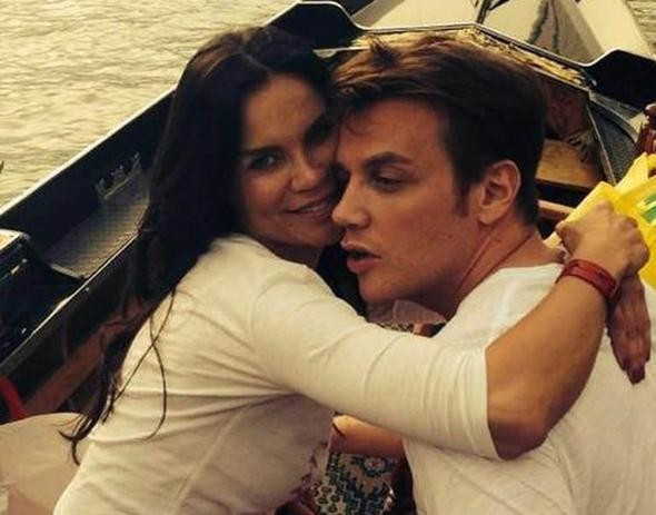 Sinan Akçıl Ebru Şallı ile imam nikahlı mı?  - Resim: 2