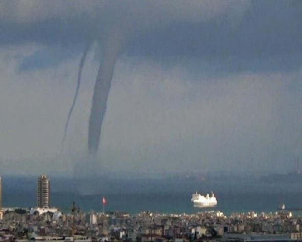 Hatay'da inanılmaz görüntü hortum panik yarattı - Resim: 3