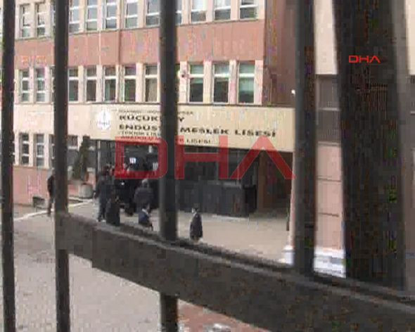 Lisede patlama meydana geldi! - Resim: 3