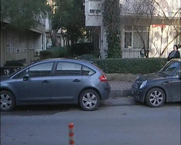 Defne Joy Foster'in yaşamını yitirdiği ev! - Resim: 3