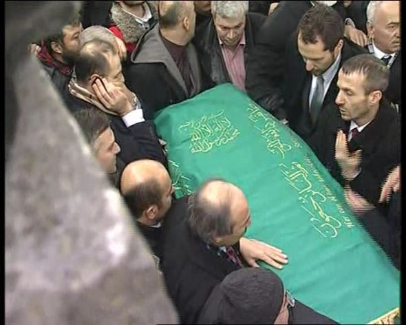 Erbakan'ın cenazesinde izdiham! - Resim: 3