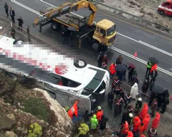 Katliam gibi kazadan ilk görüntüler - Resim: 2