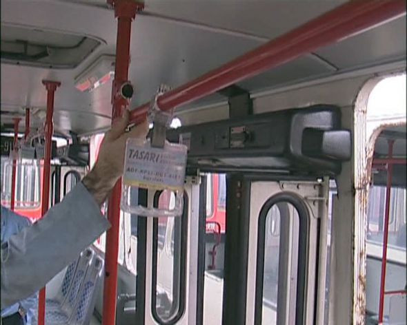 FB taraftarları otobüsü bu hale getirdi - Resim: 2