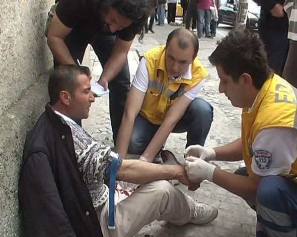 Bunalıma girdi kendini böyle kesti! - Resim: 3