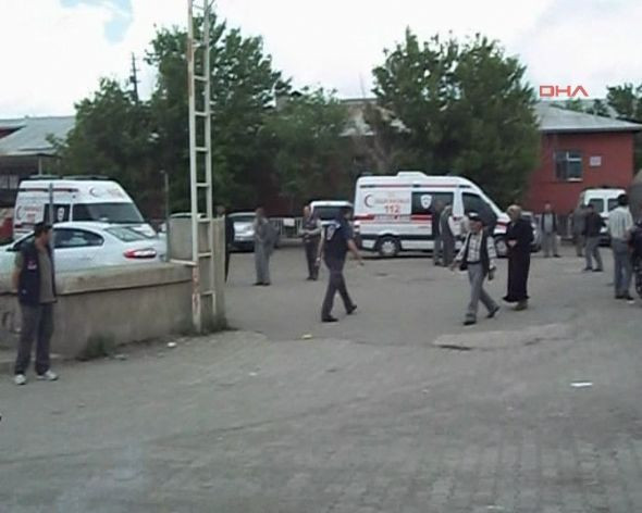 Horosan'da korkunç kaza! - Resim: 1