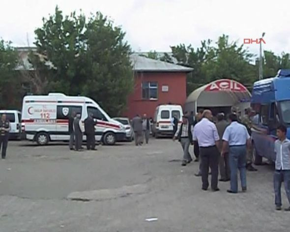 Horosan'da korkunç kaza! - Resim: 2