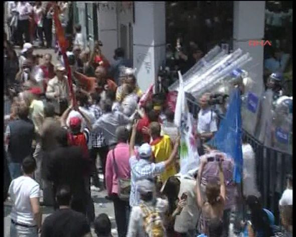 Sivas'ta tansiyon yükseldi! - Resim: 4