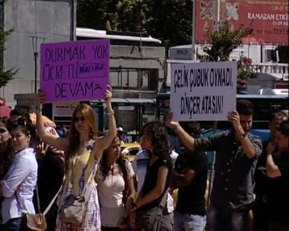 Atanamayan öğretmenler Taksim'i inletti - Resim: 3