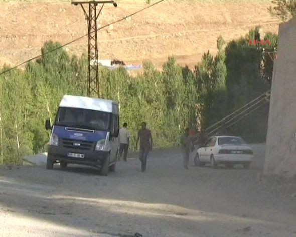 Hakkari'deki patlamadan ilk görüntüler! - Resim: 2