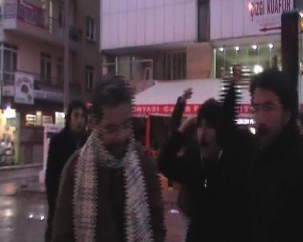 Türköne'ye protesto şoku - Resim: 1