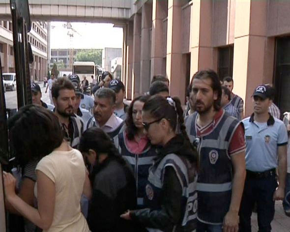 İstanbul'da çek senet operasyonu - Resim: 1