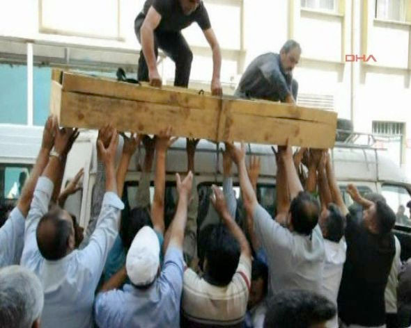 Ağrı'da katliam gibi kaza! - Resim: 1