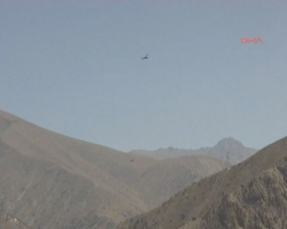 Hakkari'de zırhlı araca saldırı! - Resim: 2