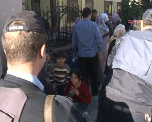 Bağcılar'da kanlı baskın - Resim: 1