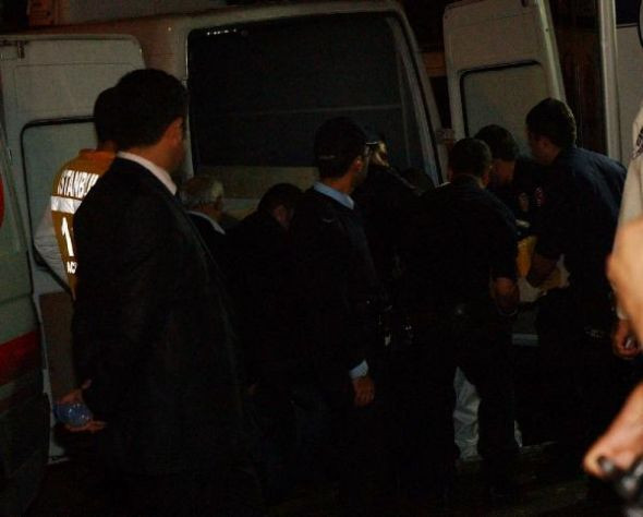 Cinnet geçirdi sonuç katliam - Resim: 4