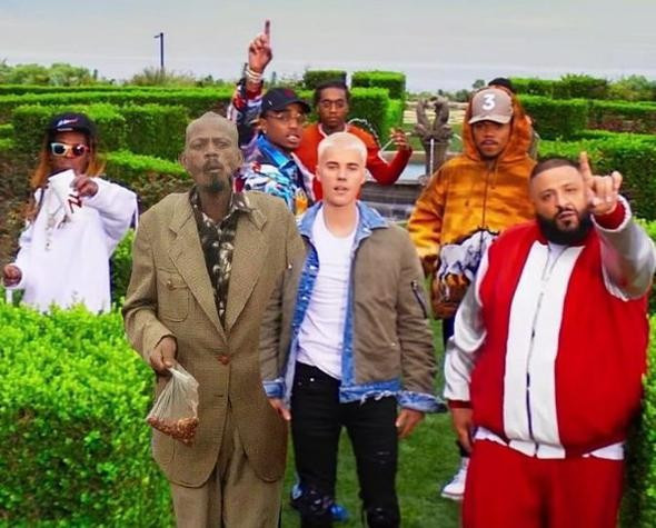 Bu adam dünyanın dilinde  bakın neden - Resim: 3