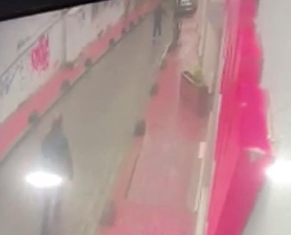 İstanbul'da akılalmaz firar: Pencereden atladı! - Resim: 2