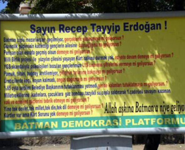 Başbakan''ı bu afişlerle karşılayacaklar! - Resim: 1