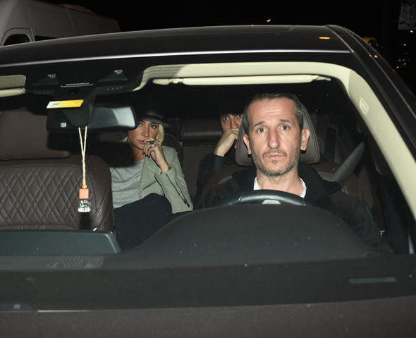 Flaşlar patlayınca panikledi! Sıla, Okan Can Yantır ile yakalandı - Resim: 3