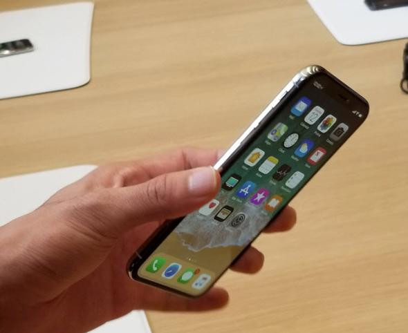 iPhone 8 ve iPhone X'in özellikleri ve fiyatı belli oldu - Resim: 2