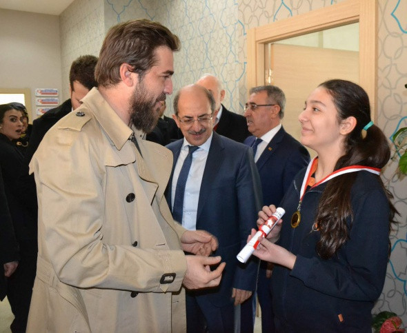 'Diriliş Ertuğrul' dizisinin sırrını öğrencilere verdiler - Resim: 2