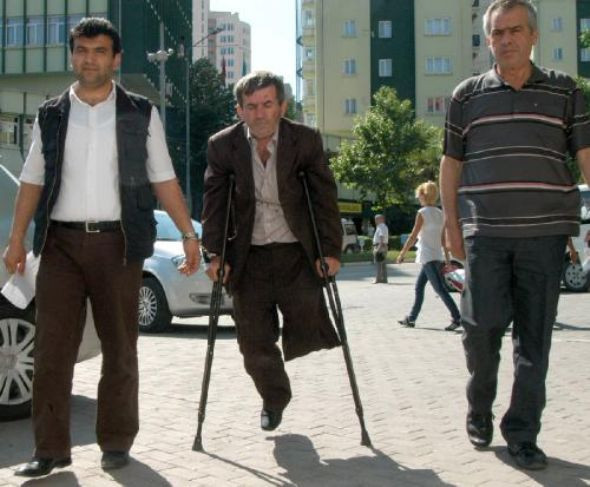 Eşine kurşun yağdırdı - Resim: 2