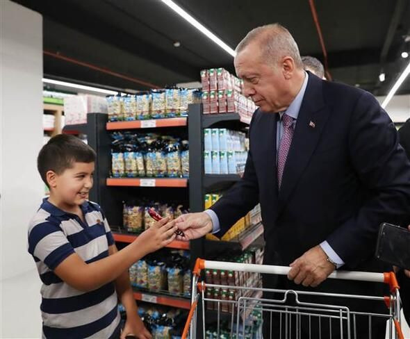 Cumhurbaşkanı Recep Tayyip Erdoğan maket alışverişi yaptı! - Resim: 4