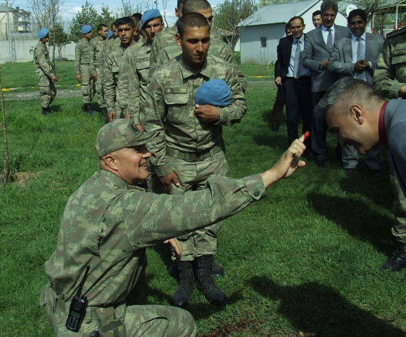 Şehit binbaşı katilinin ismini cüzdanında taşıyormuş! - Resim: 3