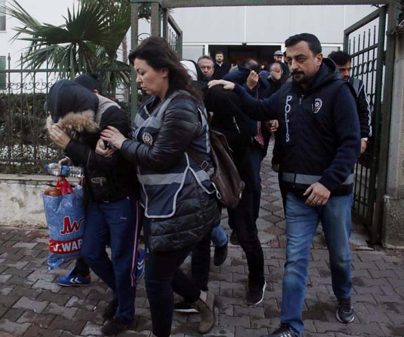 Fuhuş çetesine operasyon! Aralarında kamu görevlileri de var - Resim: 2