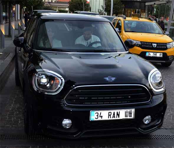 Caner Erkin'den Şükran Ovalı'ya servet değerinde jest! - Resim: 1