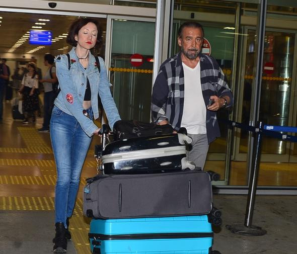 Cihan Ünal, 35 yaş küçük arkadaşıyla yakalandı panik oldu - Resim: 4