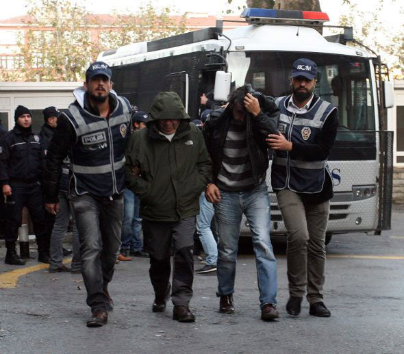 Ak sakallı dede tutuklandı - Resim: 1