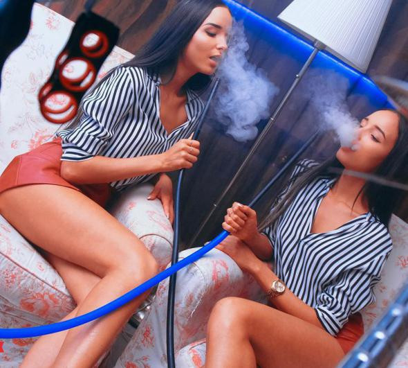 'Zengin koca arıyoruz gerekirse paylaşırız' başımıza taş yağacak - Resim: 3