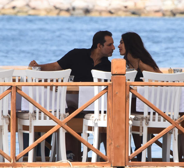 Rafet El Roman'ın öpüşme fotoğrafına eski eşten olay yorum - Resim: 2