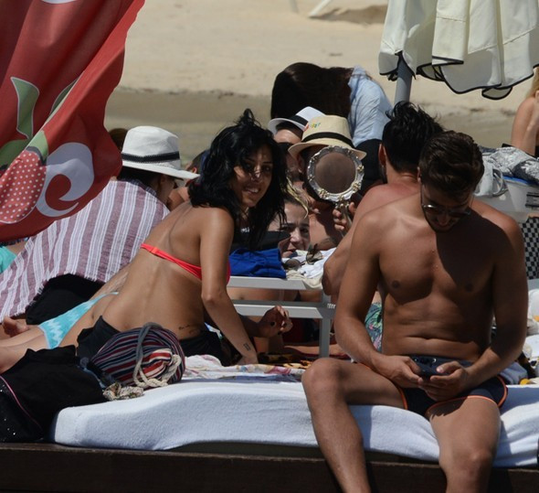 Rüzgar o halde yakalanınca bakın arkadaşları ne yaptı! - Resim: 3