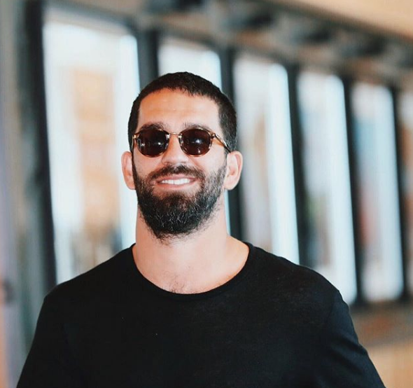Arda Turan Survivor 2018'e katılacak isme DM'den yürüdü iddiasına açıklama - Resim: 2