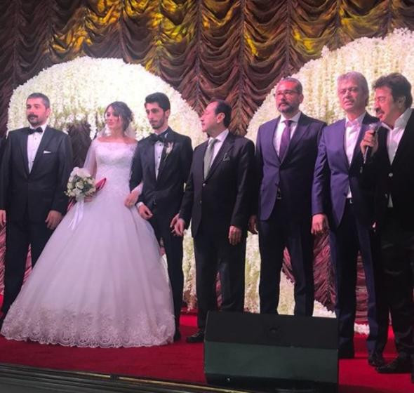 İbrahim Tatlıses torununu evlendirdi! Geline altın kemer takıldı - Resim: 3