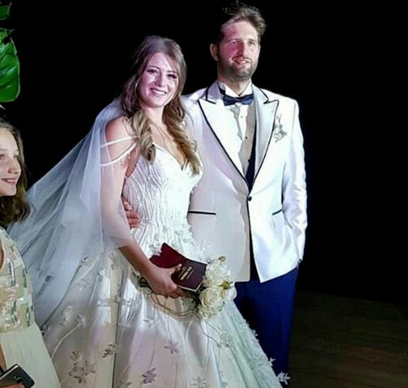 Gizem Karaca evlendi düğün öncesi Kerimcan ile yatak dansı olay - Resim: 2